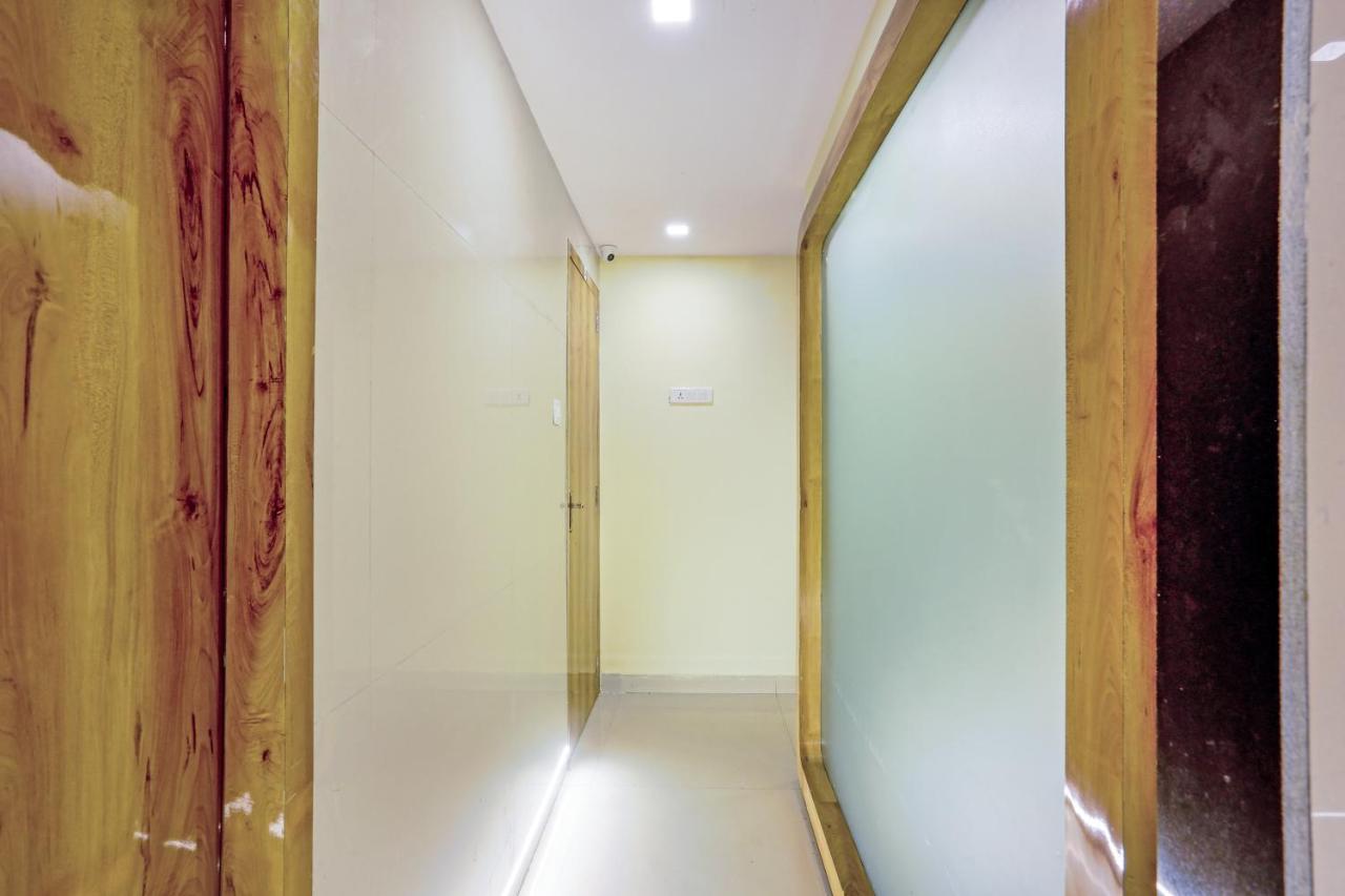 Bkc Corporate Hostel Ac Dormitory Mumbai Exterior photo