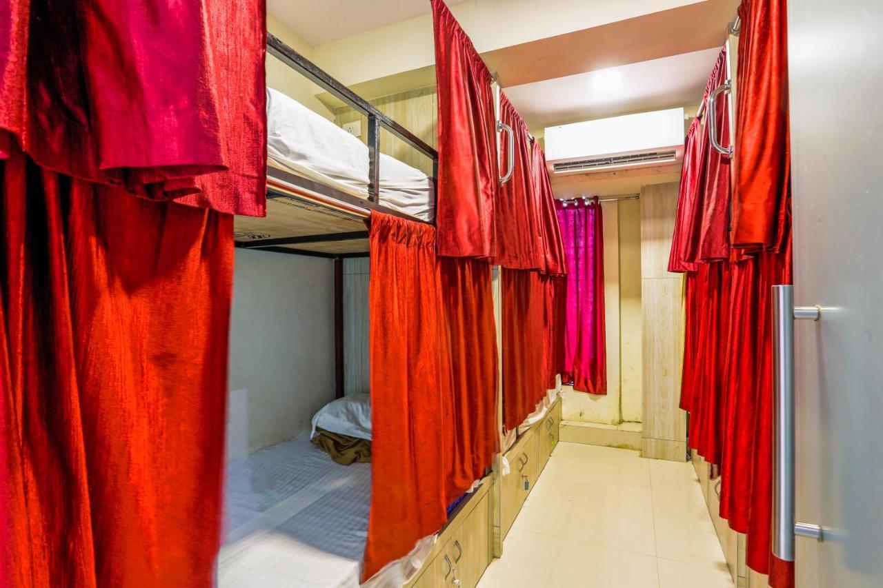 Bkc Corporate Hostel Ac Dormitory Mumbai Exterior photo