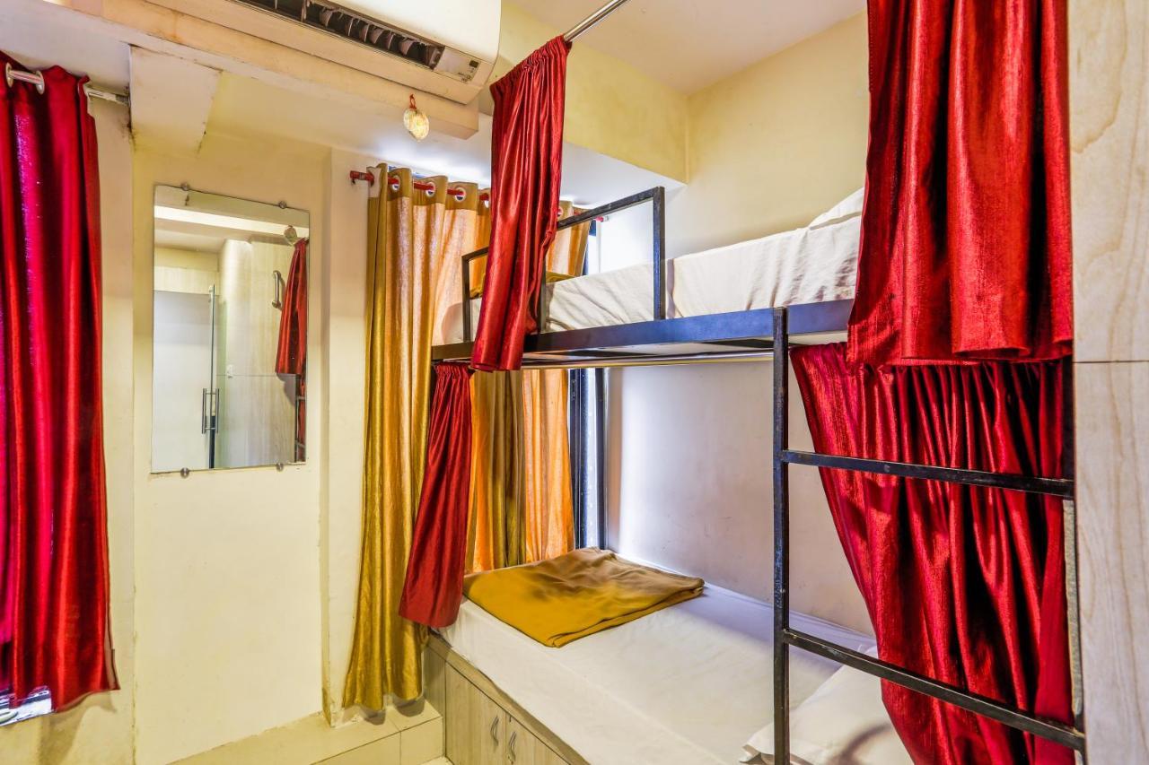 Bkc Corporate Hostel Ac Dormitory Mumbai Exterior photo