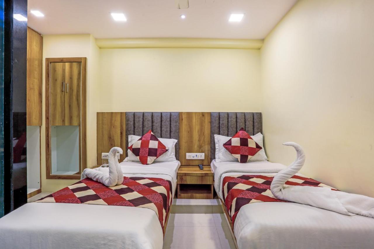 Bkc Corporate Hostel Ac Dormitory Mumbai Exterior photo