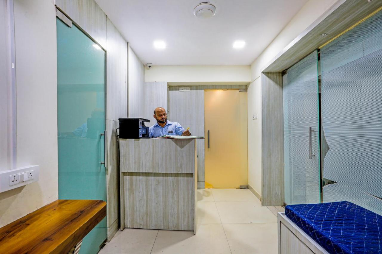 Bkc Corporate Hostel Ac Dormitory Mumbai Exterior photo